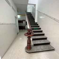 Bán nhà 1 trệt 1 lầu đường Nguyễn Văn Hoa P.Thống Nhất. SHR Giá 4,8 tỷ