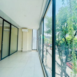 Văn phòng 100m2 đường Đống Đa - trống suốt - trung tâm Hải Châu