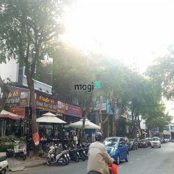 Cần cho thuê mặt bằng phú mỹ hưng quân 7