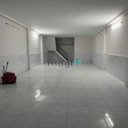Bán nhà Mặt tiền Đường 13 Chợ Tân Quy đang cho thuê 24 triệu sổ hồng