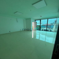 Cho thuê sàn văn phòng mới đẹp , 130 m2/tầng. sàn thông đẹp