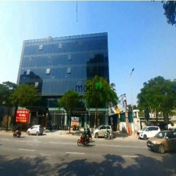 Luxury Office - Cho thuê văn phòng VIP nhất Võ Chí Công 250m2 - 1200m2