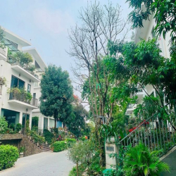 Cần bán gấp căn góc Biệt thự Đơn lập Khai Sơn Hill Long Biên, sẵn sổ