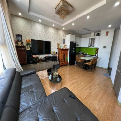 Bán căn hộ ha do Parkview kdt Dịch Vọng 92m2 ,2pn giá hơn 4tỷ