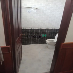 Cần bán khách sạn mặt tiền tth07 Q12