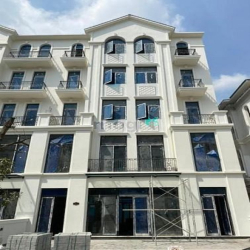 Shophouse The Manhattan Glory - Vinhomes Grand Park 198m2 hoàn thiện