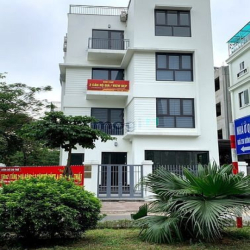 Cho thuê Biệt thự tại  Nguyễn Tuân, quận Thanh Xuân, TP Hà Nội- 5 tầng