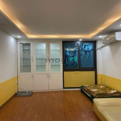 Bán Nhà Mặt Ngõ Kinh Doanh Phố Láng Dt32m2×5t, Giá 4.75Tỷ