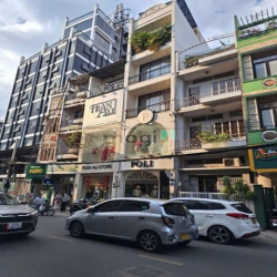 2 MT Huỳnh Văn Bánh p14 Phú Nhuận dt 4x20 nhà 3 tầng đẹp giá 25 tỷ TL