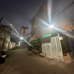 Chỉ 2 Tỷ35 - Dtsd 28.4m2 - 1PN - HXH Đỗ Cửa - Lê Quang Định P.11 BT