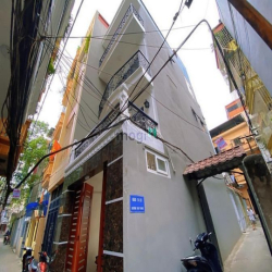 Bán nhà Võng Thị - Phường Bưởi - Diện Tích 50m2 xây 4 tầng - Mt 4m.