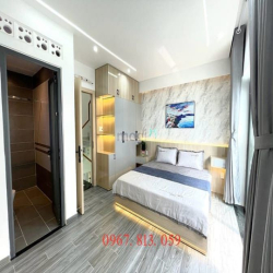 Nhà 4 lầu, 4PN,ngay ngã tư ga, Đường TL 26, DT:4.6x12m, hướng đông bắc