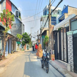 Bán nhà 4 lầu mặt tiền hẻm lớn 10m, Phường Tăng  Nhơn Phú  A, Quận 9