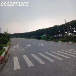 Bán đất phố hoàng thế thiện- p sài đồng- long biên. giá hợp lý, ô tô