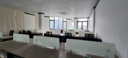 Cho thuê văn phòng có nội thất, đẹp, vị trí VIP giá : 200.000 VND/m2