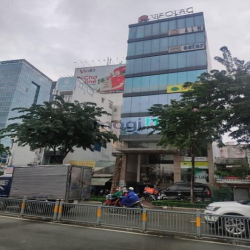Bán Tòa Nhà Bến Vân Đồn Quận 4. DT 9,4x26m Hầm 8 Tầng