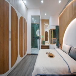 Cho thuê nhà đẹp 4 phòng ngủ Trần Cao Vân
