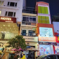 Giá rẻ 69tr! Cho thuê MT duy nhất Đ. Nguyễn Trãi Q1 - 4*20m lề 8m