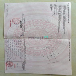chủ cần tiền nên bán gấp lô đất ngay chợ phước thạnh .. vị trí cực kì