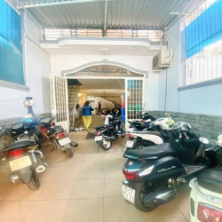 Bán CHDV QUẬN 10  CÁCH MẠNG THÁNG 8, 10 phòng, hẻm ô tô, 5 tầng