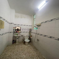 bán gấp Nhà HXT thông tránh Bùi Đình Tuý P.24 BT 136m2, 3PN, 8 tỷ9