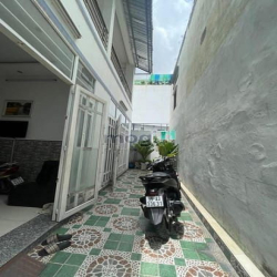 bán gấp Nhà HXT thông tránh Bùi Đình Tuý P.24 BT 136m2, 3PN, 8 tỷ9