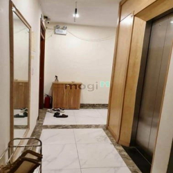 Bán nhà dòng tiền Nguyễn Thị Định, ô tô tránh, lo góc, 22 phòng, 131m2