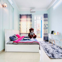 CHDV full nội thất gần Đầm Sen