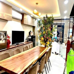 Nhà đẹp Mê Mẩn 5 tầng 5m x 18m = 7 tỷ x Trần Thị Hè Quận 12 TPHCM