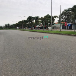 Cho Thuê Mặt Bằng Trương Gia Mô, Quận 2, dt: 10x20m, giá: 22tr/th