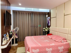Giảm 500tr  còn 13.1 tỷ nhà 6 tầng thang máy Nguyễn Chí Thanh, Đống Đa