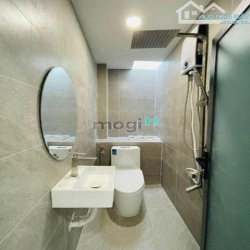 Chủ xoay vốn bán gấp nhà hẻm 4m Đ. Hồ Thị Kỷ, Quận 10, 49.4m2, 1tỷ750