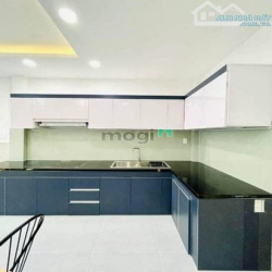 Chủ xoay vốn bán gấp nhà hẻm 4m Đ. Hồ Thị Kỷ, Quận 10, 49.4m2, 1tỷ750