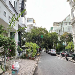 Cần cho thuê nhà phố 5 tầng khu Hưng Phước, Phú Mỹ Hưng giá thuê rẻ