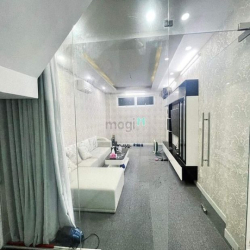 Bán nhà đường Cao Thắng, Quận 10, 4 Tầng, 4x14m, nhỉnh 12 tỷ