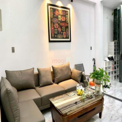 Bán nhà đường Cao Thắng, Quận 10, 4 Tầng, 4x14m, nhỉnh 12 tỷ