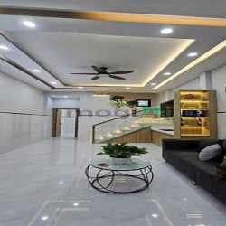 Hh1% Bán nhà 3pn mới đ.lạc long quân p3 Q11