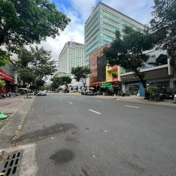 GIÁ RẺ 125tr! Cho thuê MT 9*25m Đ. Nguyễn Đình Chiểu Q3 - 2 Tầng.