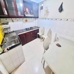 Bán Nhà Tân Bình - Ngay Hội Chợ - HXH Thông - Sát Mặt Tiền.