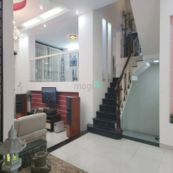 Gấp bán! Mặt tiền Nguyễn Trung Trực Bình Thạnh 175m2 chỉ 16,78 tỷ