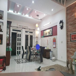 Gấp bán! Mặt tiền Nguyễn Trung Trực Bình Thạnh 175m2 chỉ 16,78 tỷ