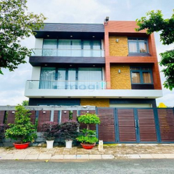 Chủ gửi em Nhi nền Biệt Thự dự án Nam Long, Phú Hữu Quận 9 giá 17.3 ty