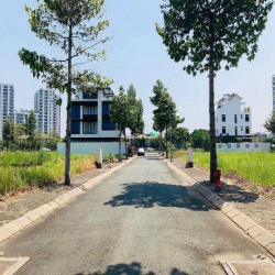 Chủ gửi em Nhi nền Biệt Thự dự án Nam Long, Phú Hữu Quận 9 giá 17.3 ty