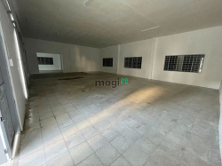 Cho thuê kho Quận 4 từ 200 - 600m2 tại mặt tiền đường Nguyễn Tất Thành