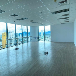 Văn phòng cho thuê đường Nguyễn Thị Minh Khai, DT 569m2, 8,5$/m2