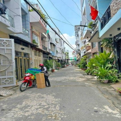 Nhà bán hẻm 418/ Lê Văn Qưới, DT: 4 x 12.5m, 2 lầu, ST. Giá: 6.2 tỷ.