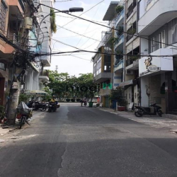 Bán (toà nhà) 14 phòng. Đang cho thuê: 70tr/th. Góc 2MT Trần Khán Dư