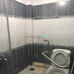 Bán (toà nhà) 14 phòng. Đang cho thuê: 70tr/th. Góc 2MT Trần Khán Dư