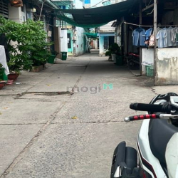Cưn góc, hẻm nhựa 4m 156m2(12.3x12.9m) da13a, bhhA, bình tân