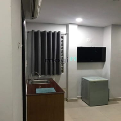 Bán (toà nhà) 14 phòng. Đang cho thuê: 70tr/th. Góc 2MT Trần Khán Dư
